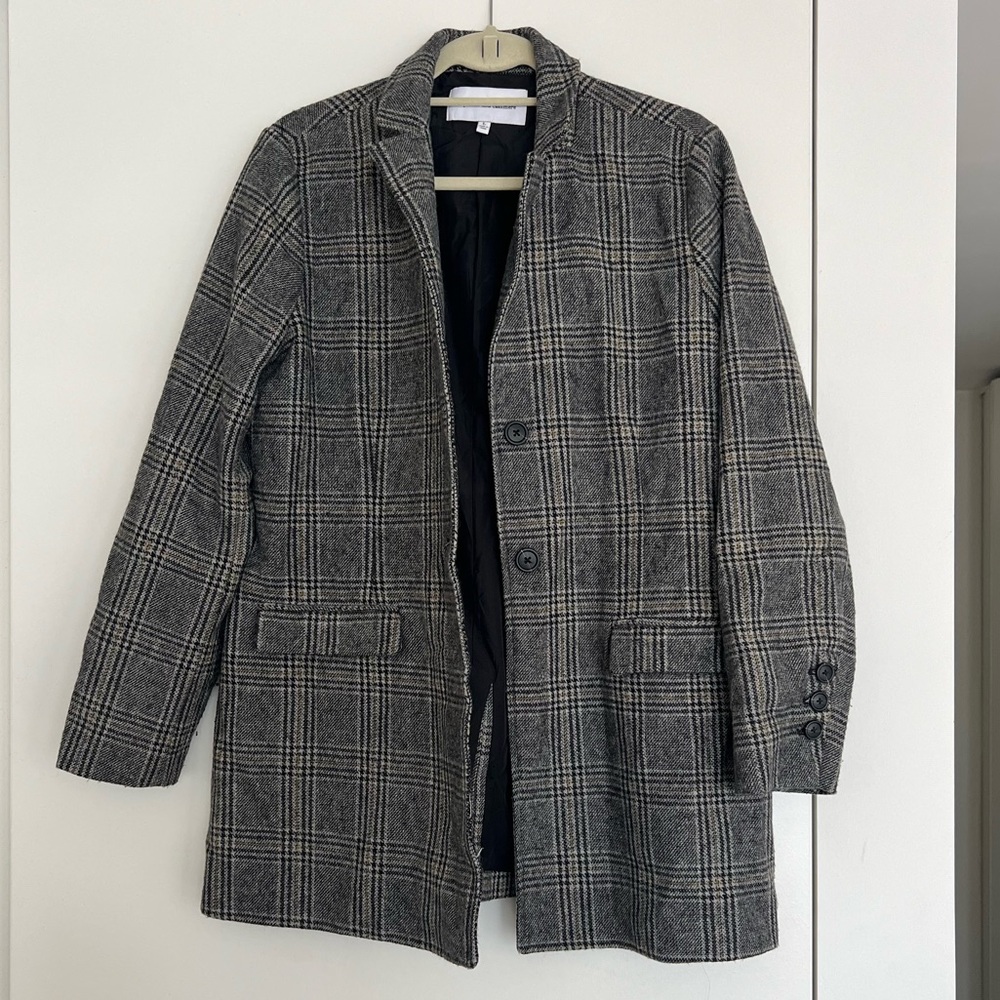 Cupcakes & Cashmere grey blazer